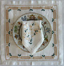 Load image into Gallery viewer, Beige Blossom Napkin and Placemat SET