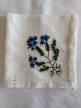 Load image into Gallery viewer, B) Blue Floral Napkin and Placemat SET
